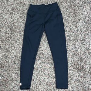 Women’s black fleece lined leggings size small